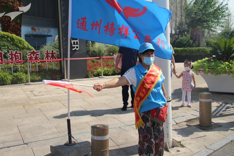 <strong>日老女人的老B</strong>